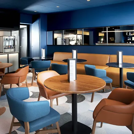 Hotel Le Bugatti 3*