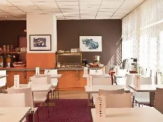 乐布加迪酒店 3*