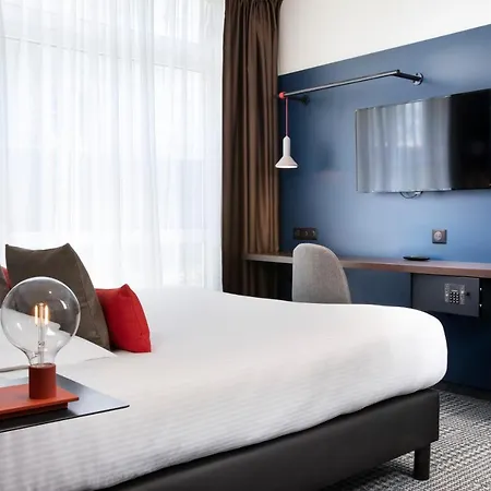Hotel Le Bugatti 3*